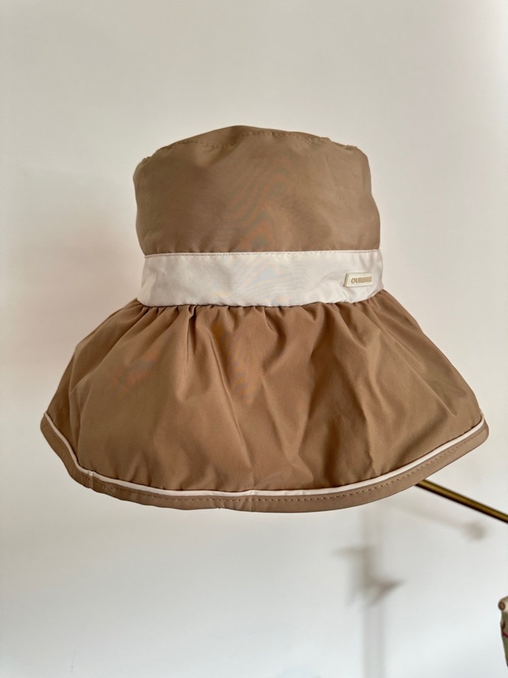 3/25$Beige and Cream Bucket Hat